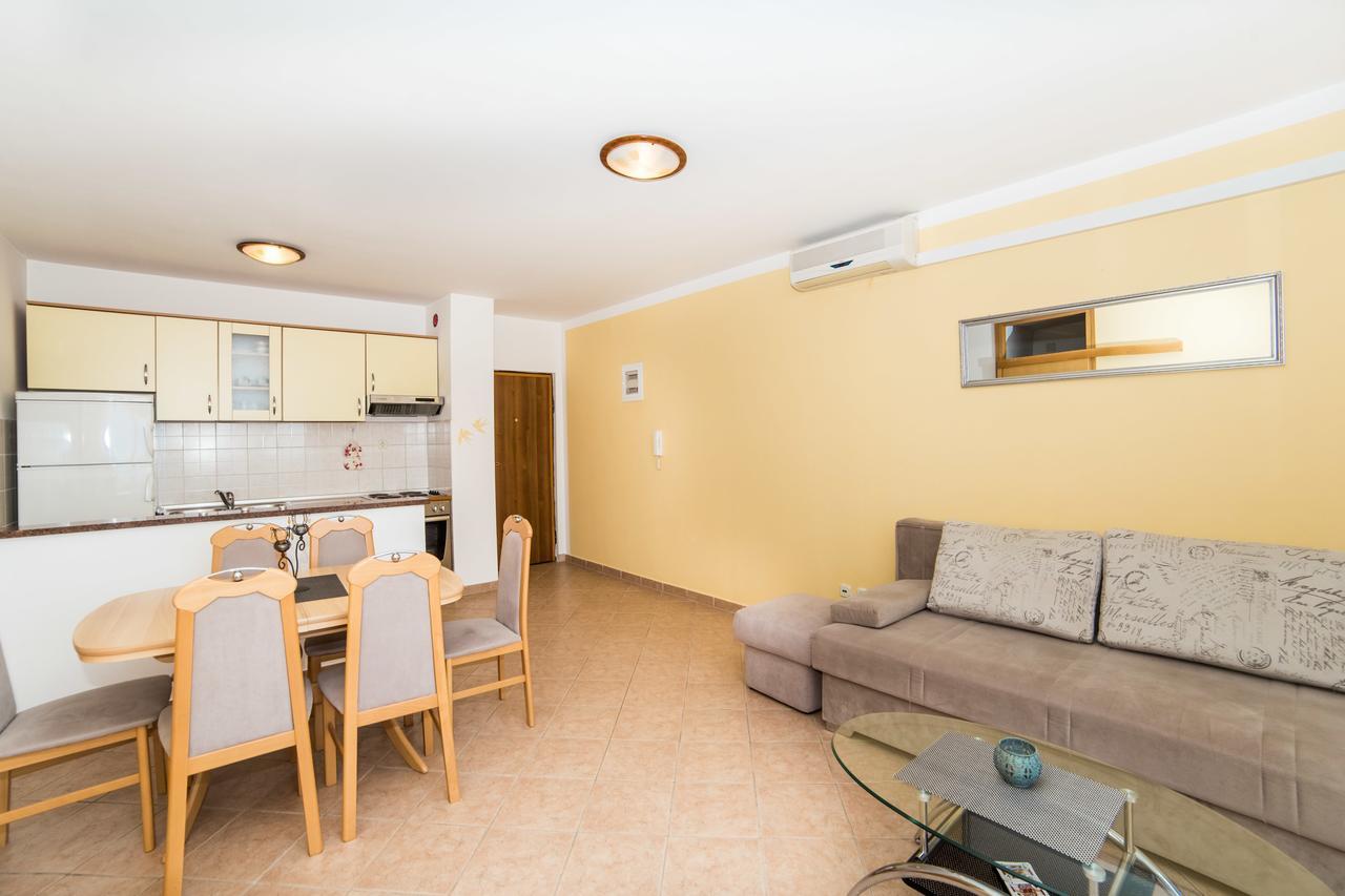 Apartment Clear Sky Baška Voda エクステリア 写真